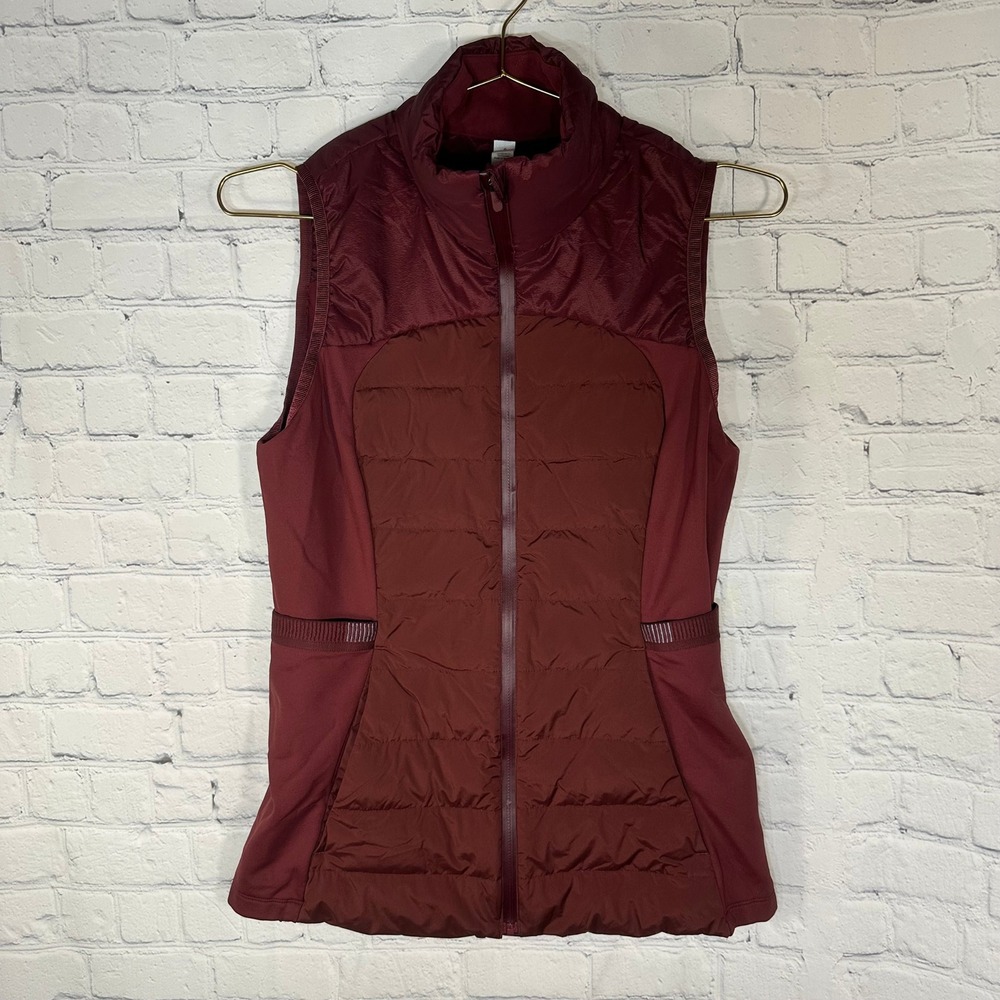 Lululemon Down For It All Vest Womens 6 Burgundy Maroon Running Puffer Vest